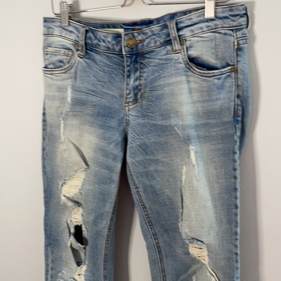 KUT from the Kloth Ripped “Catherine Boyfriend” Jean - Picture 4 of 11